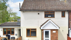 Inestmest Opportunity in Basildon photo